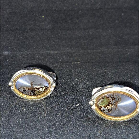 Authentic Yves Saint Laurent Cuff Links in Gift Box New - Picture 3 of 14